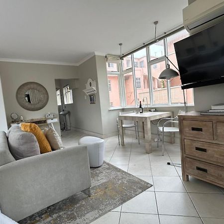 Cosy And Classy Sea Point Apartment Kapstaden Exteriör bild